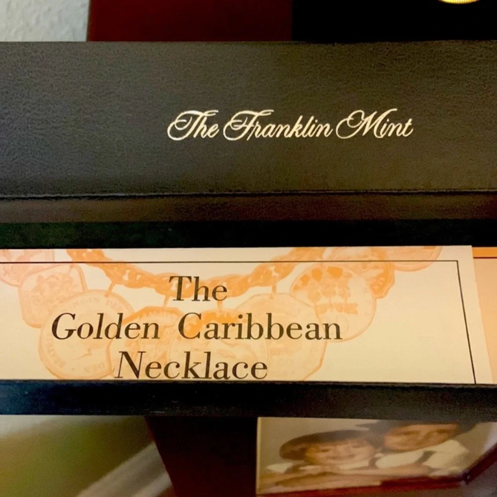 Franklin Mint dipped 24kt plated Gold dipped Carribean Coin Necklace - Picture 2 of 7